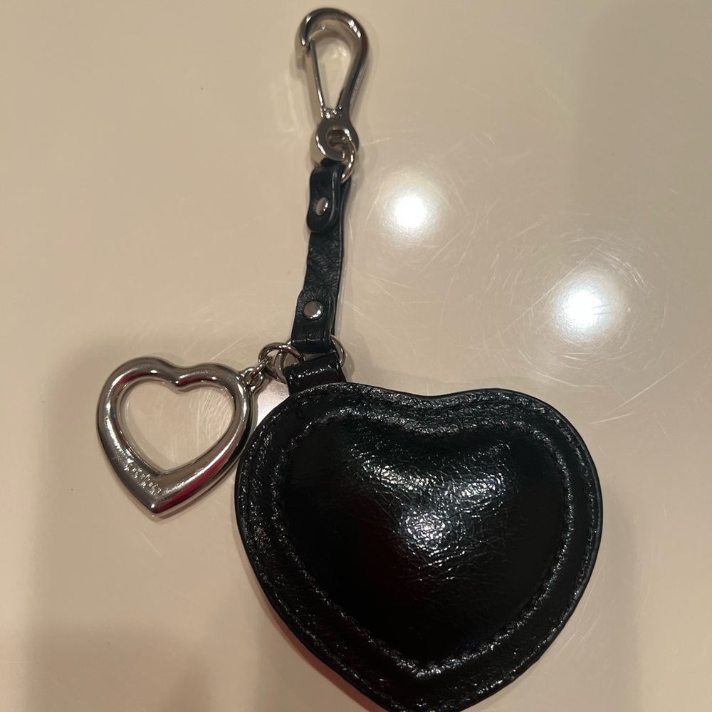 Bebe Black Heart Key & Card Holder